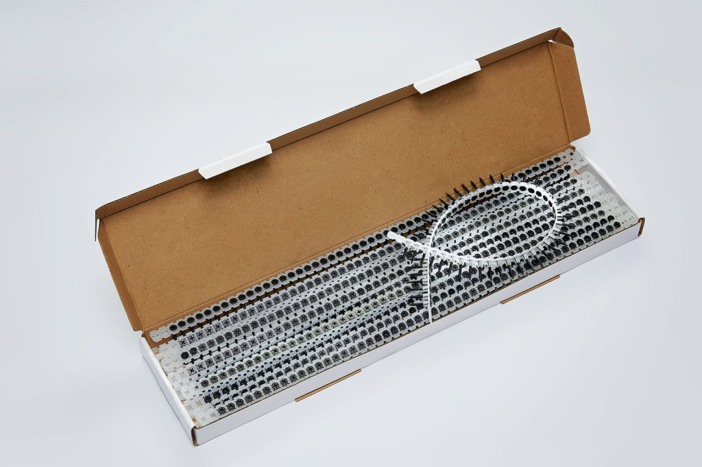 2020_0100800фев 08 2024.jpg Саморезы в ленте для ГЛК PAULT