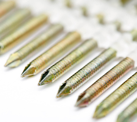 Реечные гвозди 21 градус 90x3.0 мм по дереву на пластиковой кассете, кольцевая накатка, оцинкованные